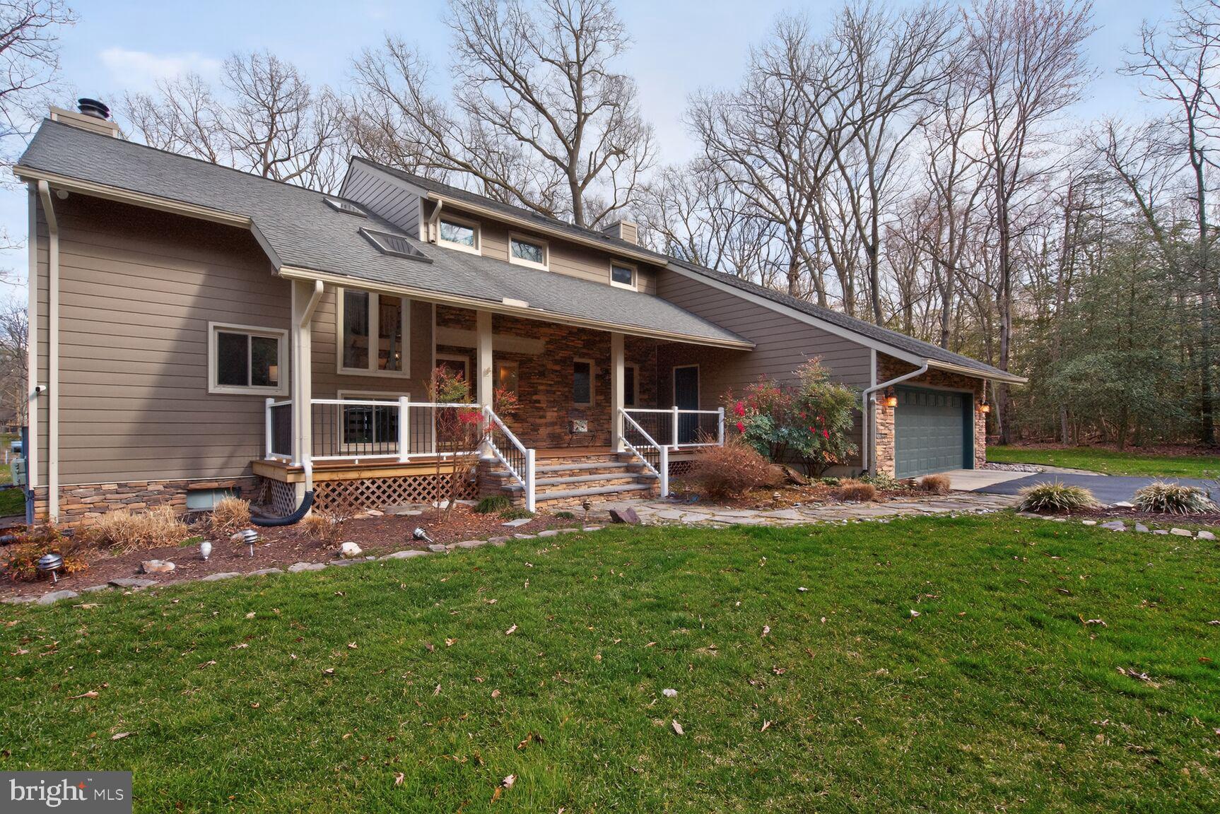 GREENHILL MANOR - Residential