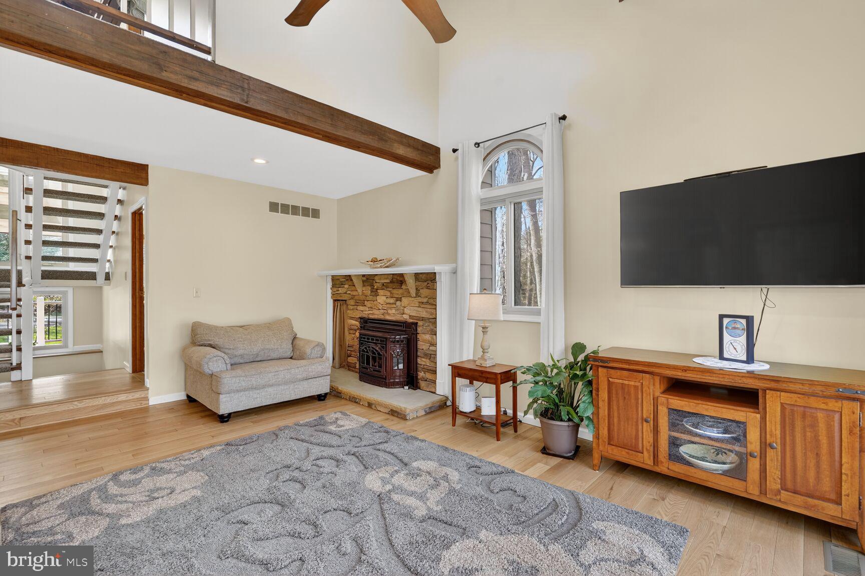 GREENHILL MANOR - Residential