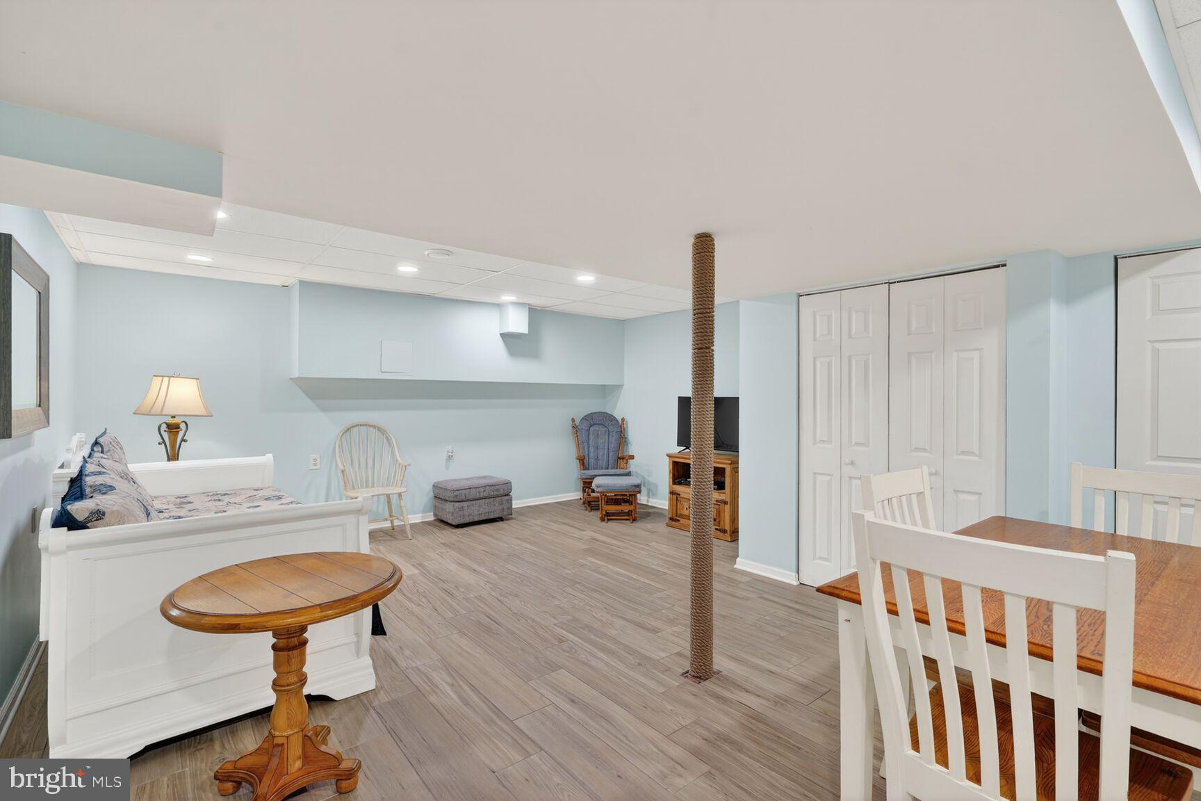 GREENHILL MANOR - Residential