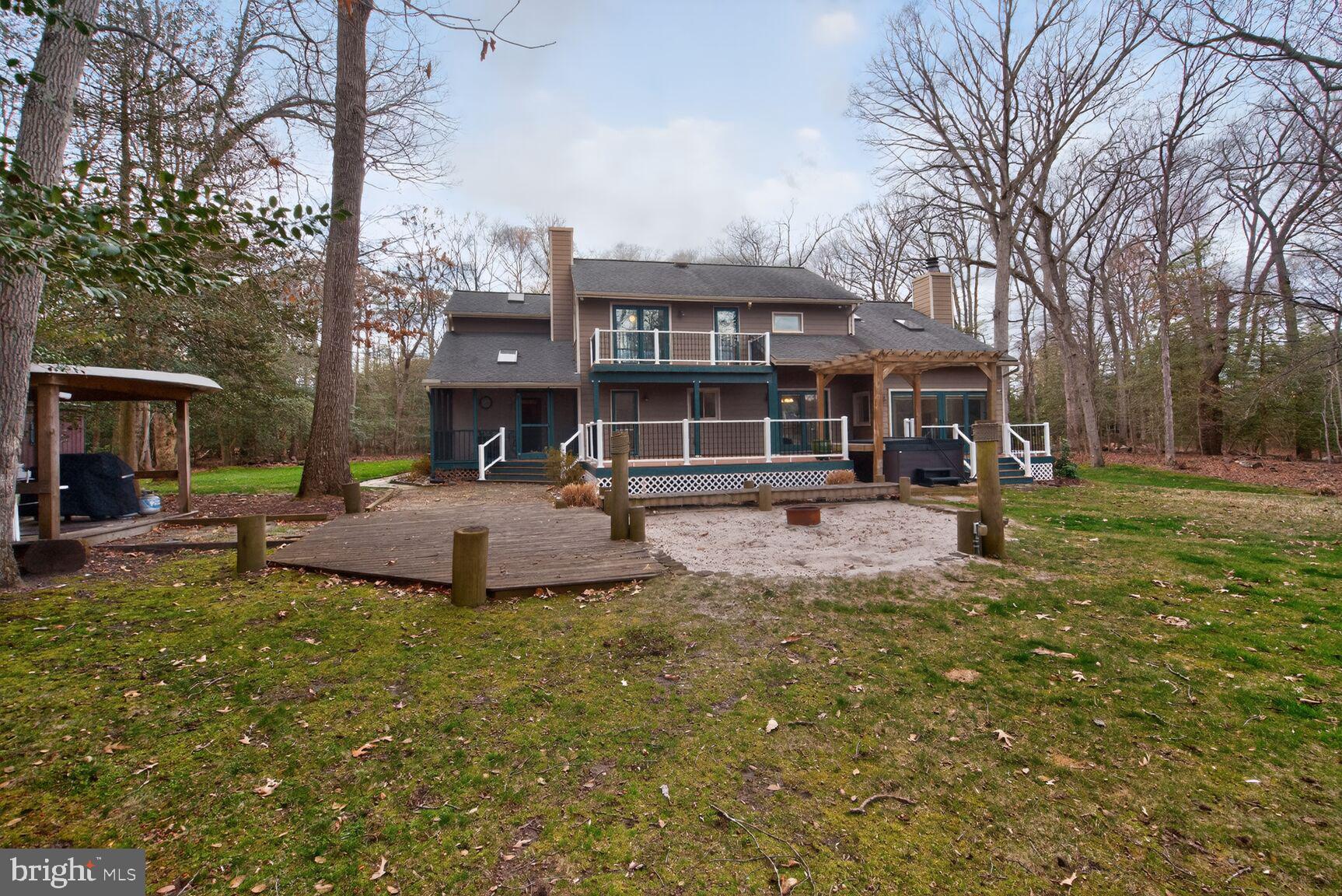 GREENHILL MANOR - Residential