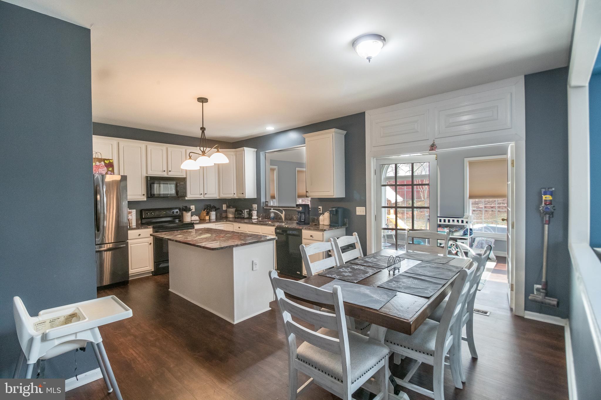 WINDING CREEK ESTATES - Residential