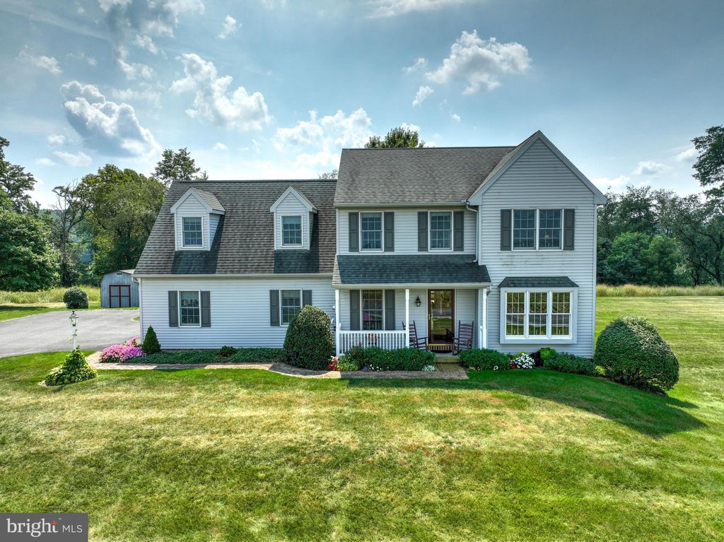 Photo of 532 GEORGETOWN RD, RONKS, PA 17572 (MLS # PALA2040962)