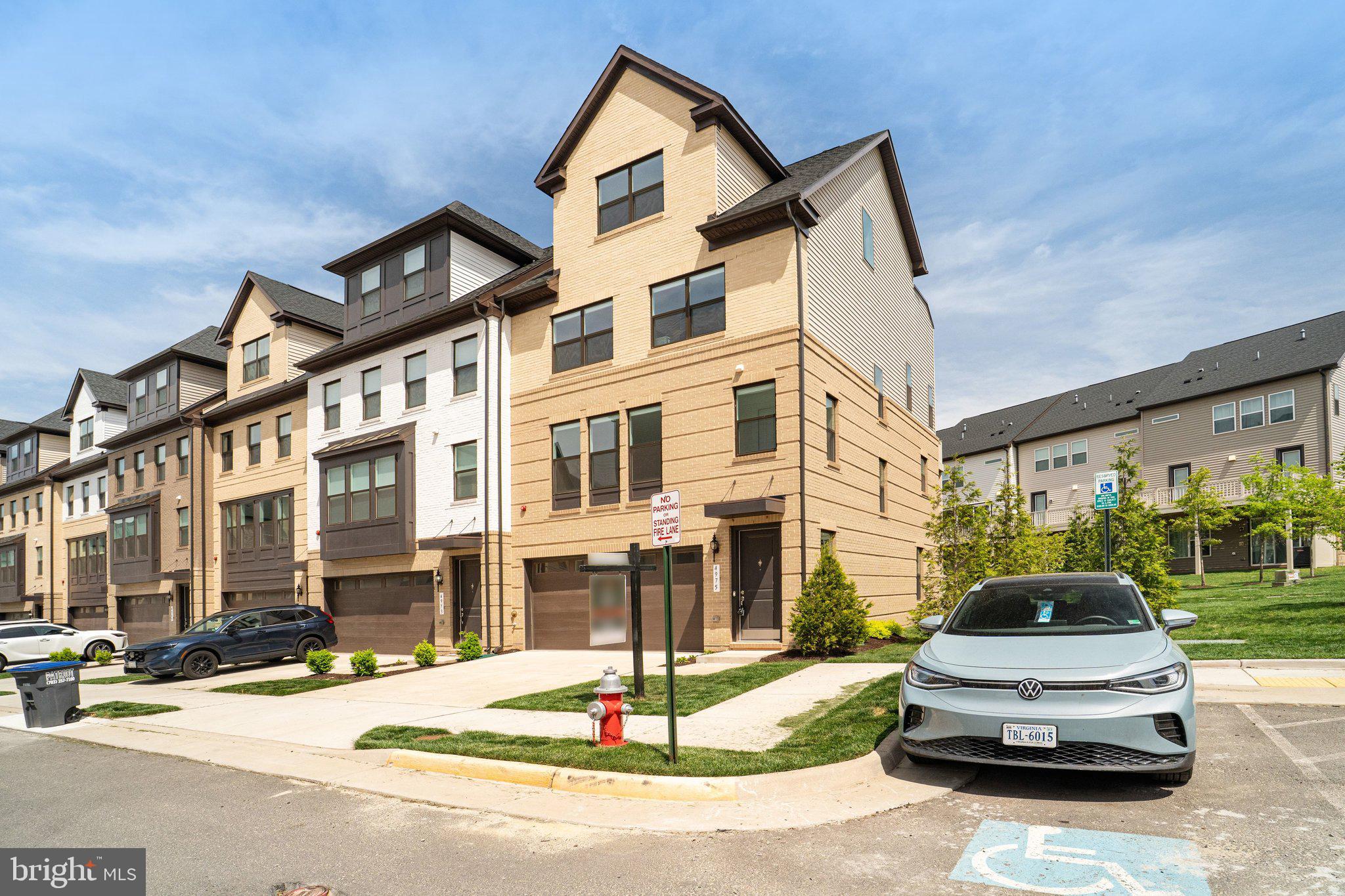 THE BOULEVARDS AT WESTFIELDS - Residential