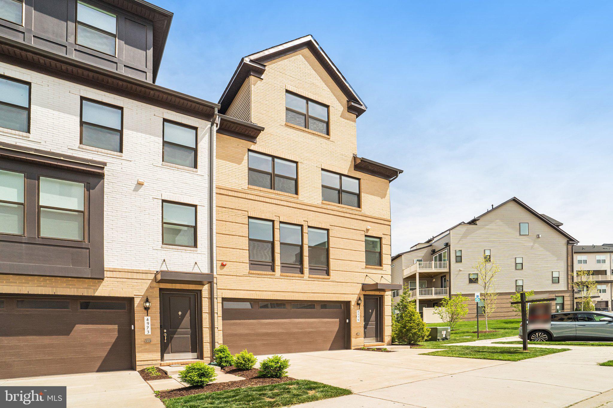 THE BOULEVARDS AT WESTFIELDS - Residential