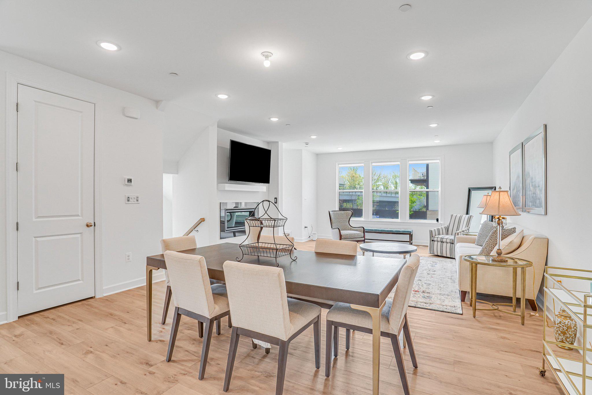 THE BOULEVARDS AT WESTFIELDS - Residential