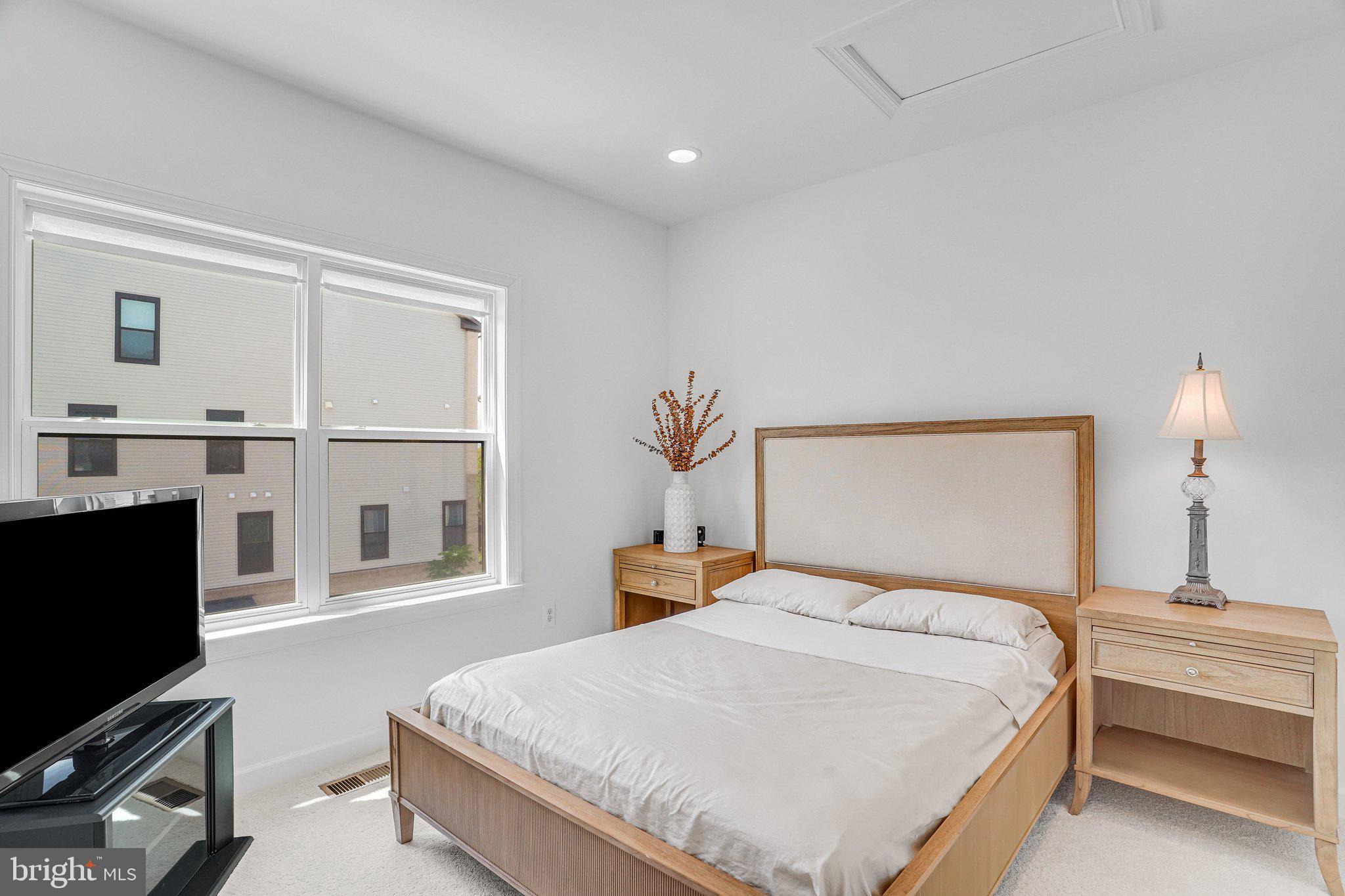 THE BOULEVARDS AT WESTFIELDS - Residential