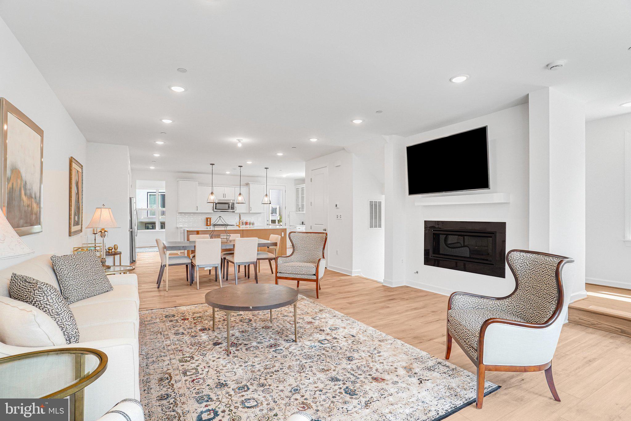 THE BOULEVARDS AT WESTFIELDS - Residential