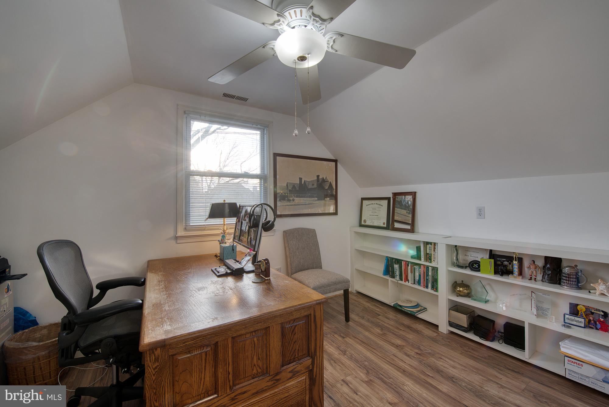 AYRLAWN - Residential