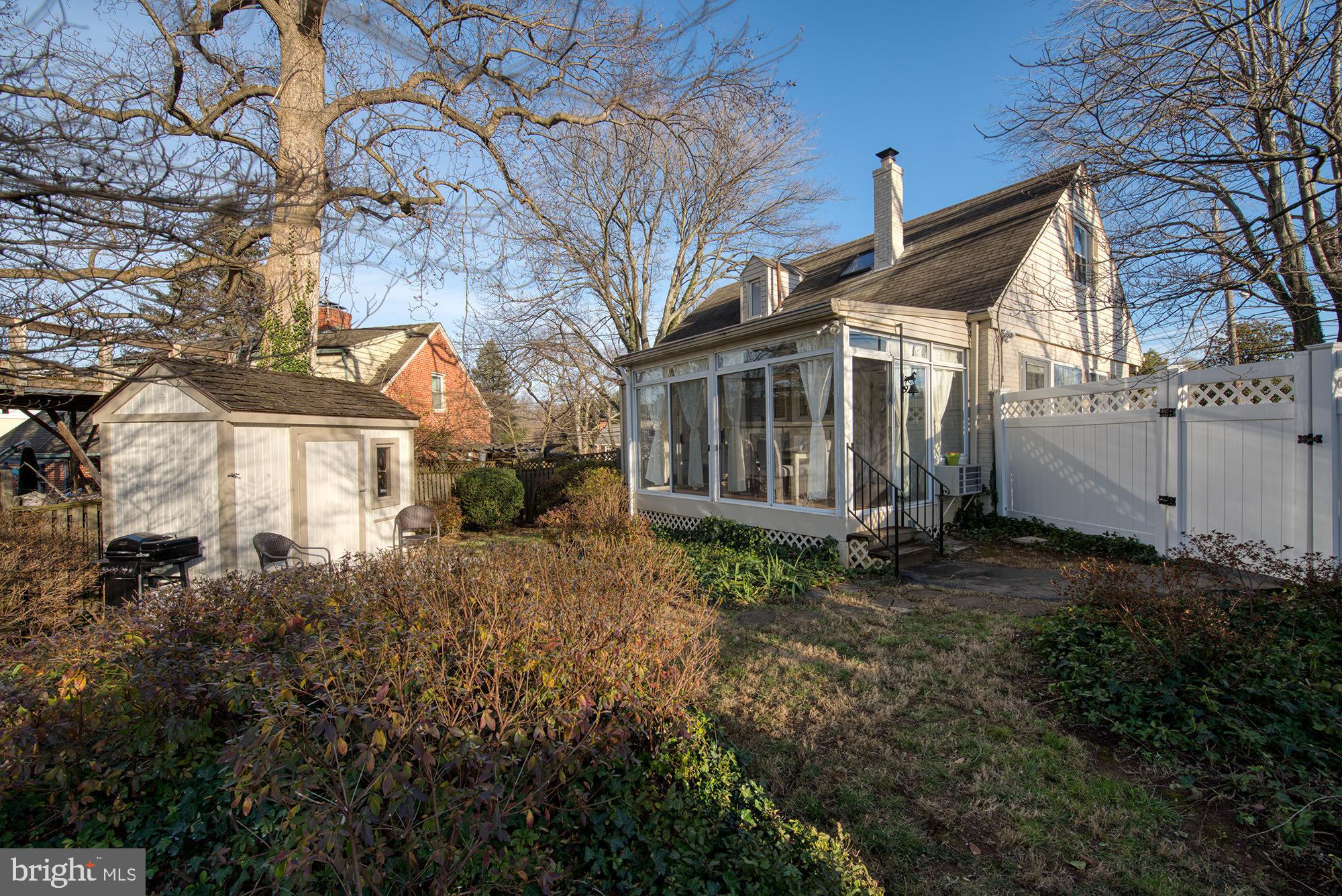 AYRLAWN - Residential