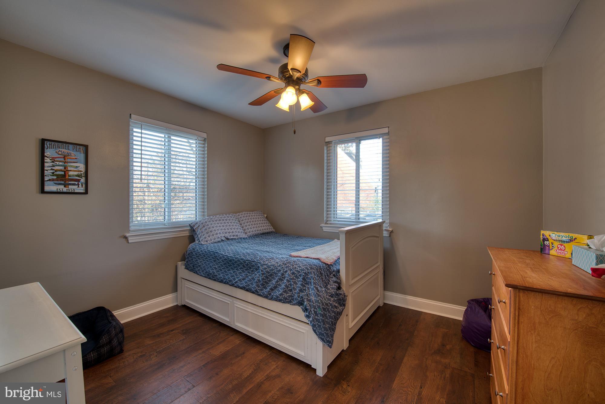 AYRLAWN - Residential