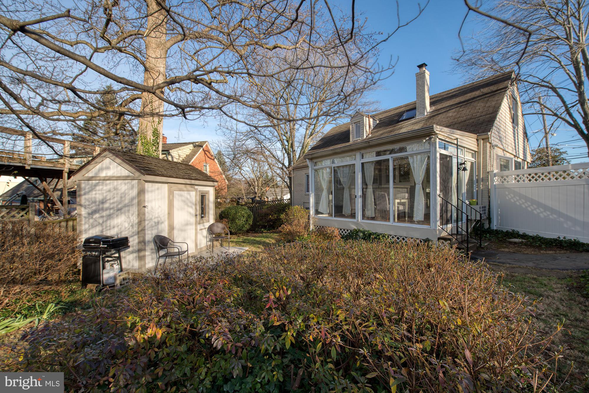 AYRLAWN - Residential