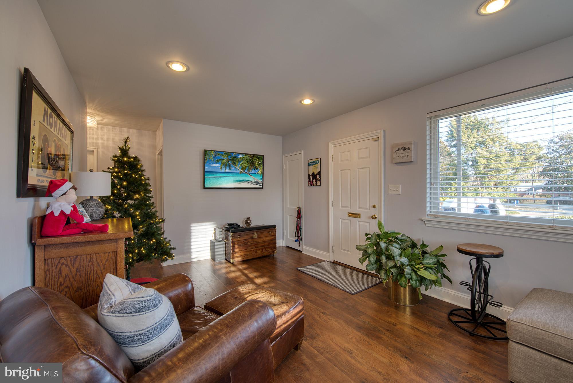 AYRLAWN - Residential