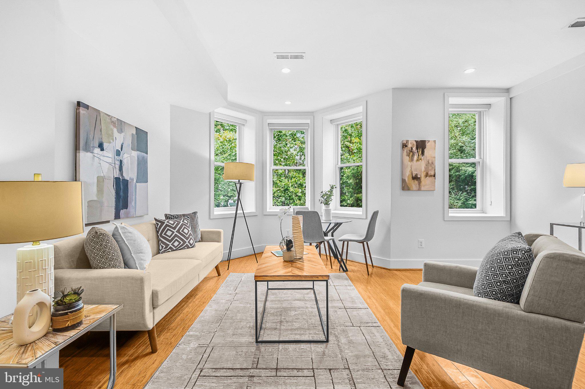 132 V STREET NW 2