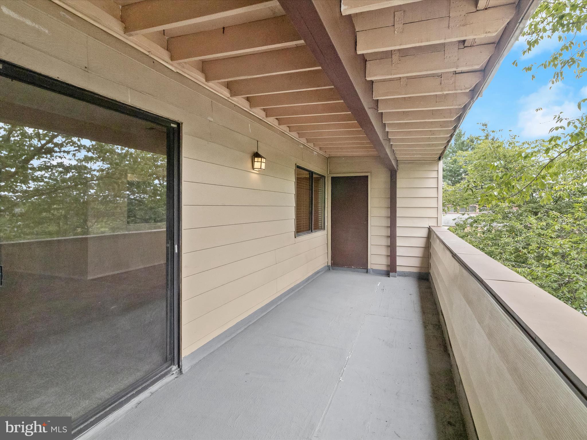 ROCKLAND RUN - Residential