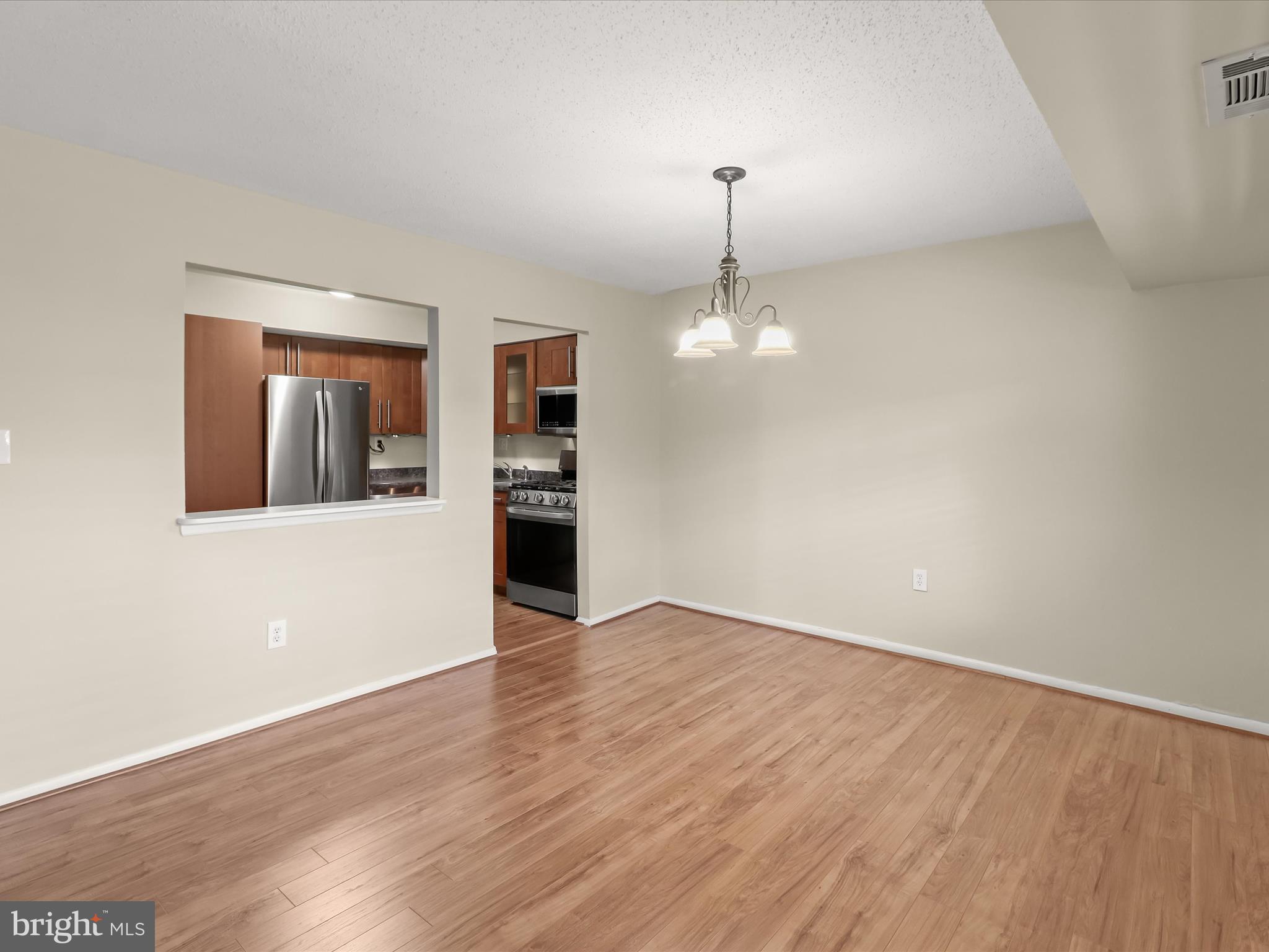 ROCKLAND RUN - Residential