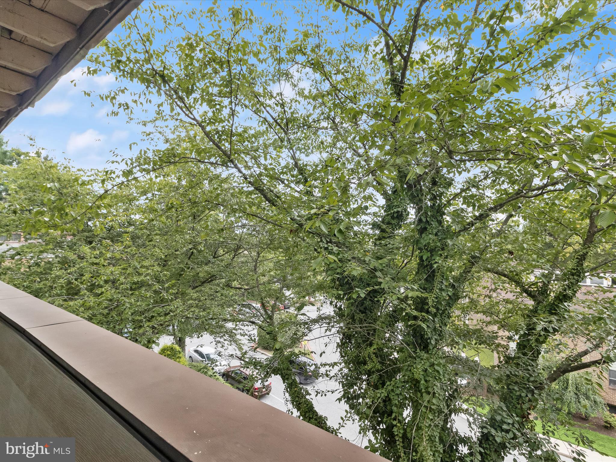 ROCKLAND RUN - Residential