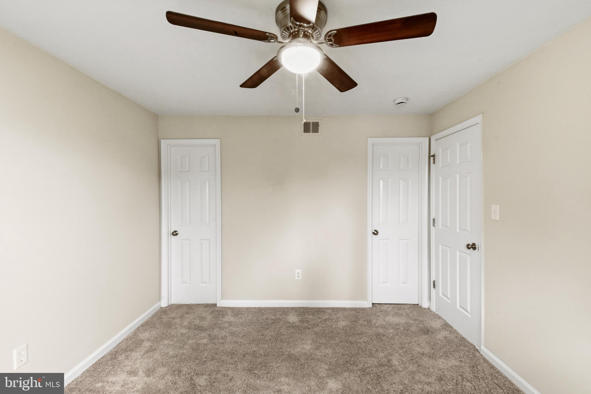 CEDAR LEE CONDOMINIUM - Residential