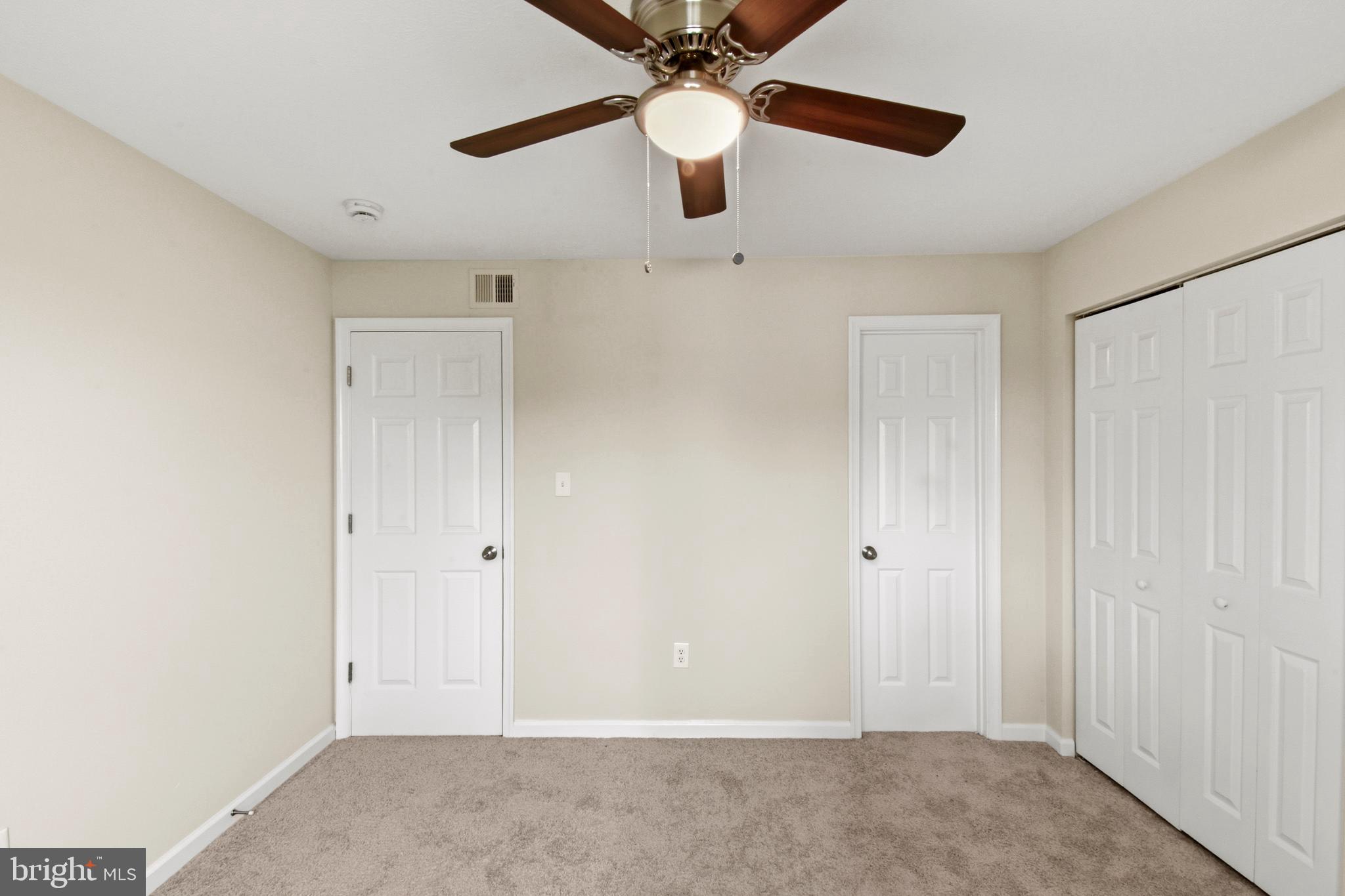 CEDAR LEE CONDOMINIUM - Residential