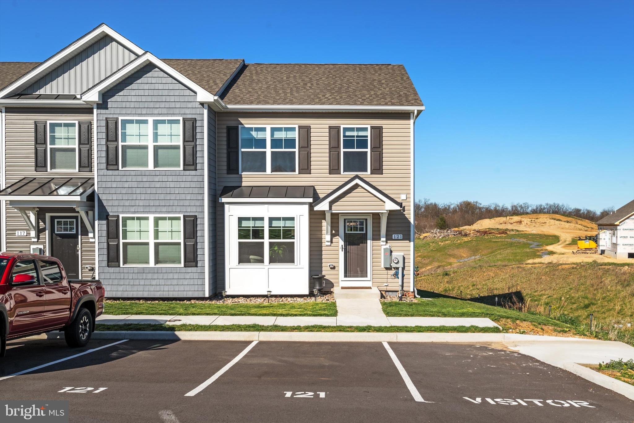 HERITAGE HILLS - Residential