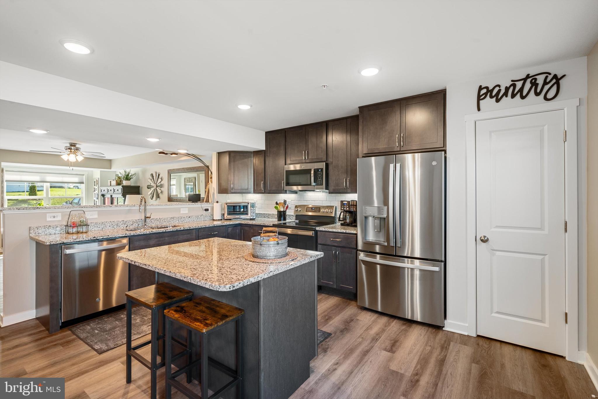 HERITAGE HILLS - Residential