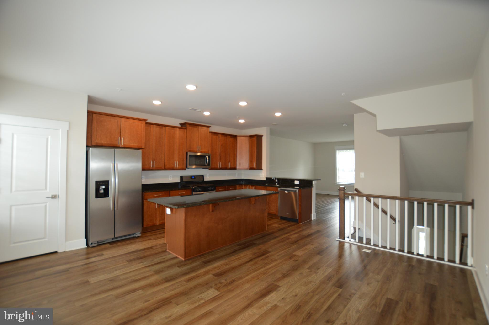 MACALLAN CROSSING - Residential Lease