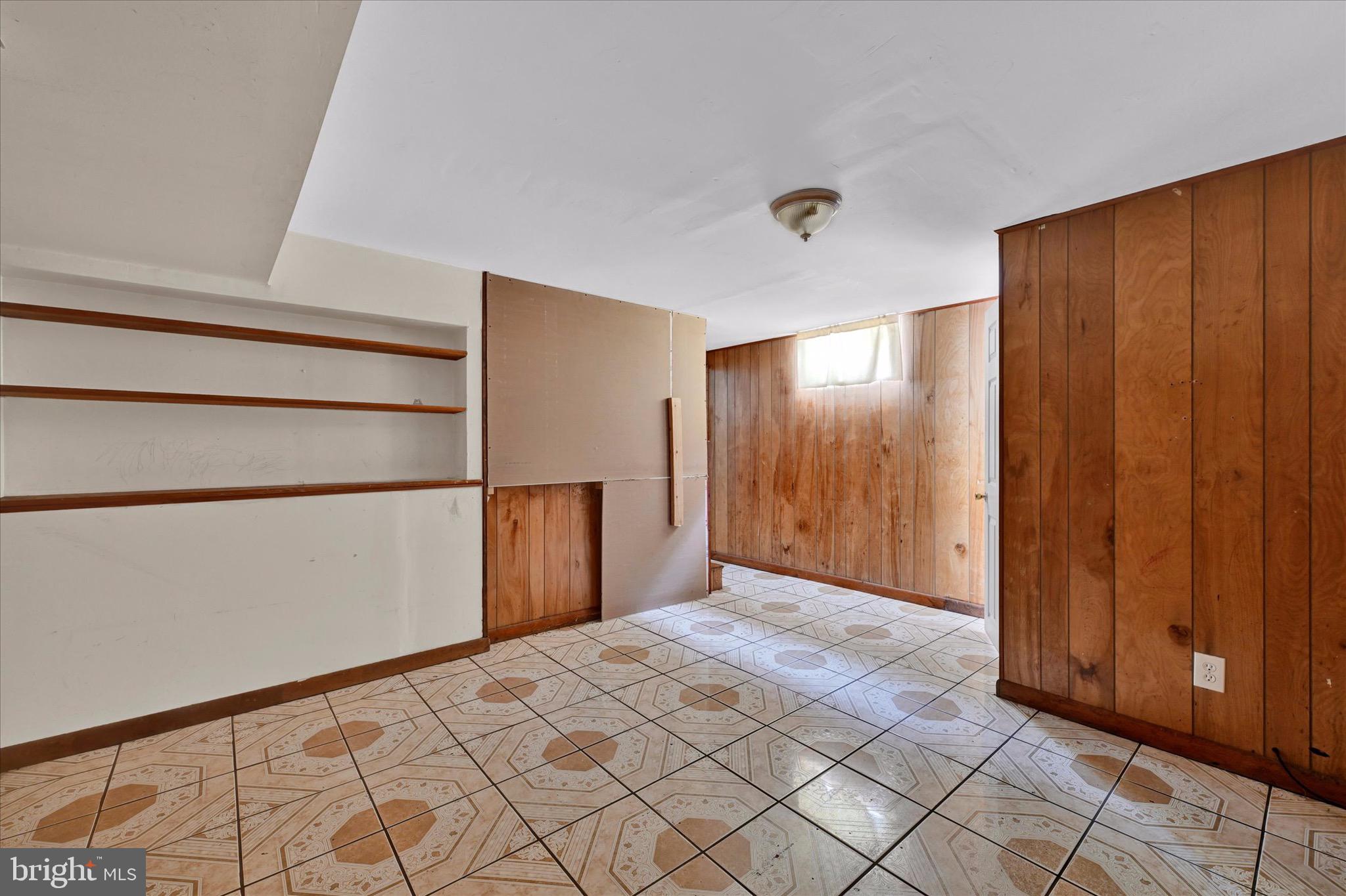 OVERLEA - Residential