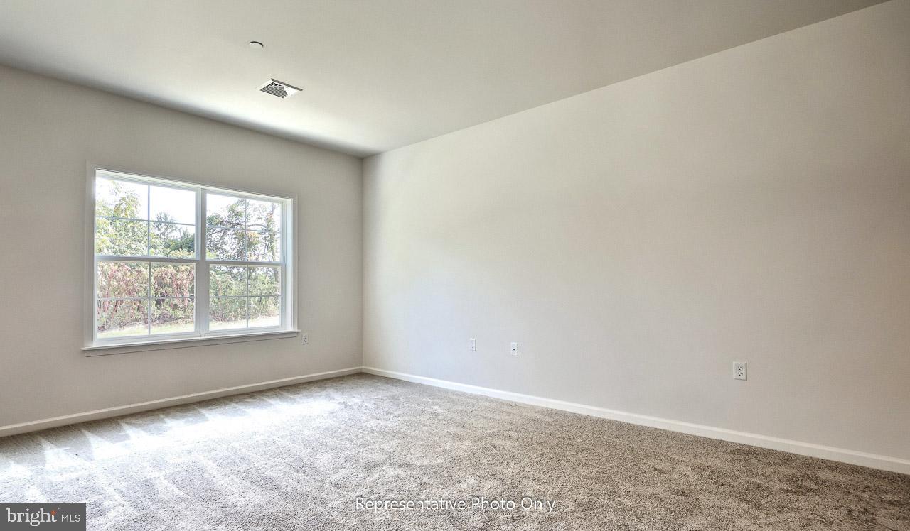 THE TOWNES AT BRIAR CREEK - Residential