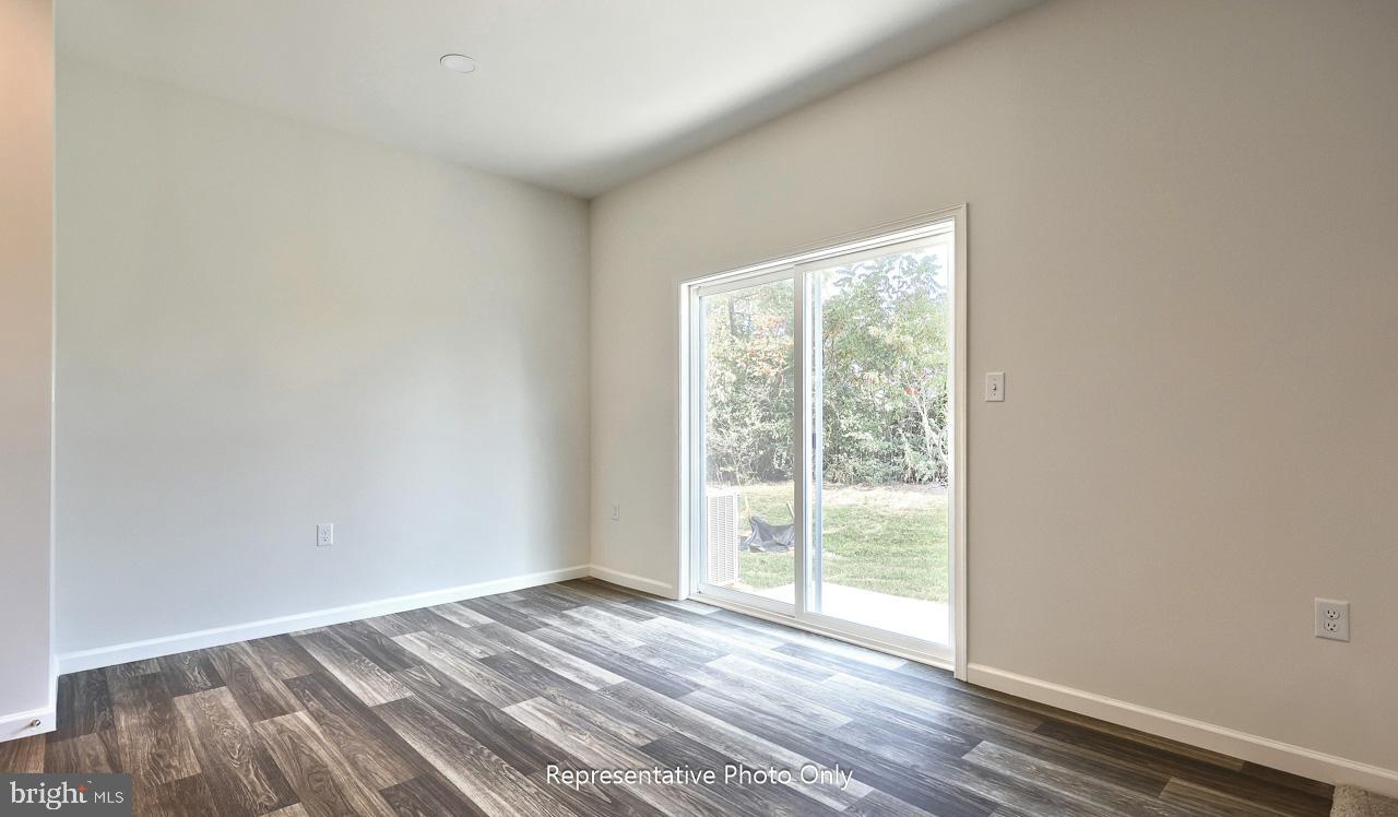THE TOWNES AT BRIAR CREEK - Residential