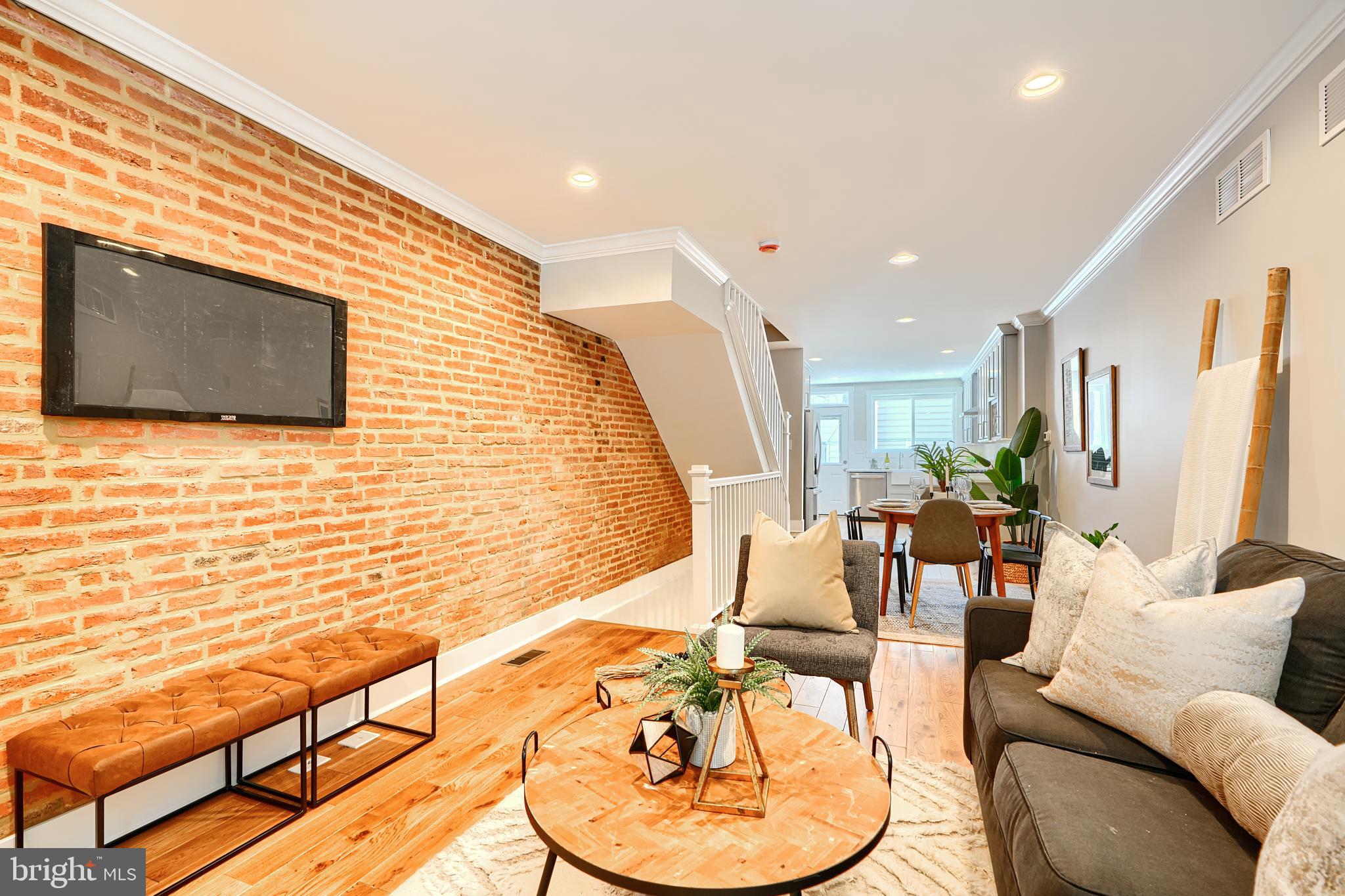 3029 HUDSON STREET