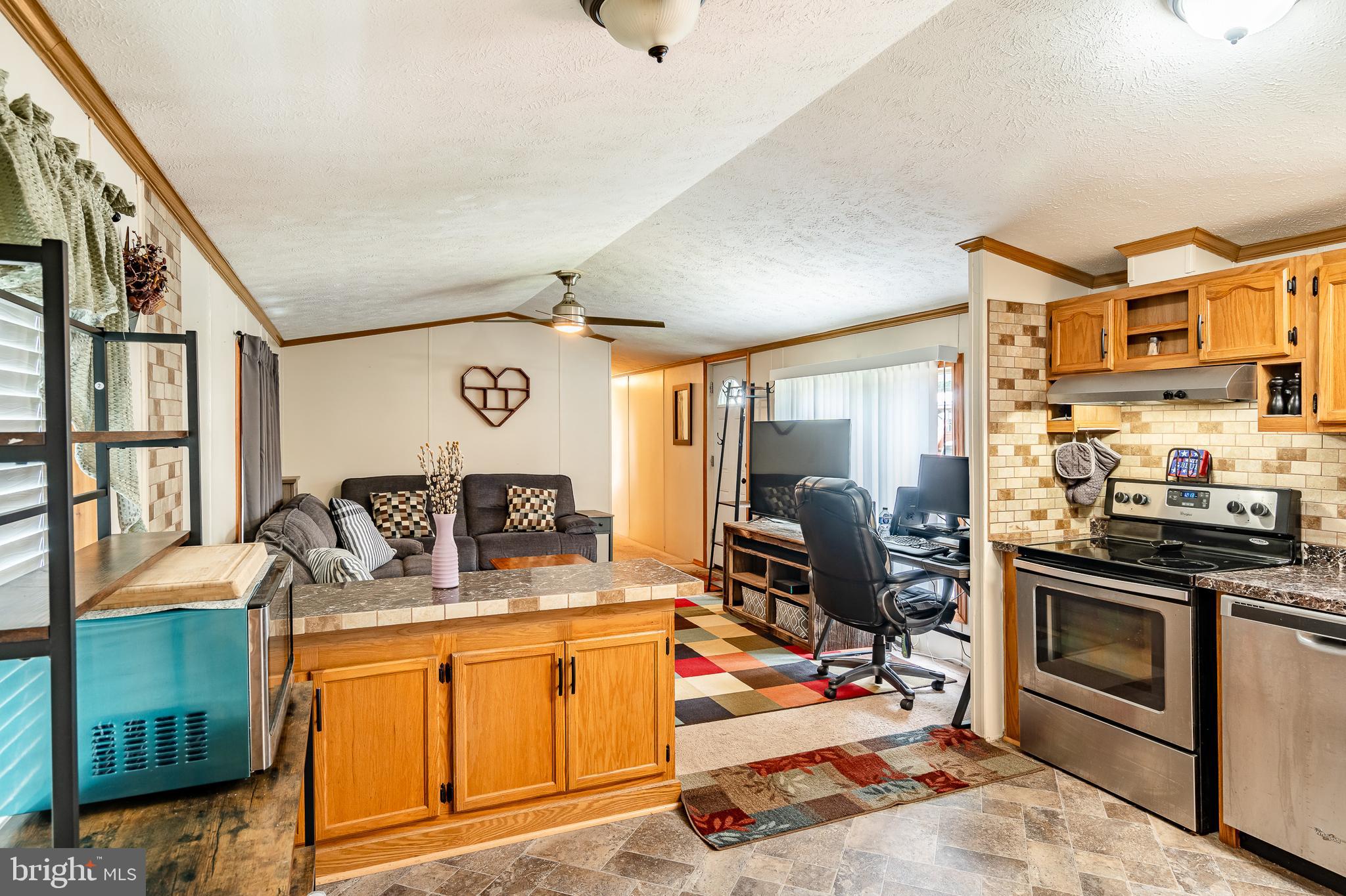 HIDDEN VALLEY ESTATES - Residential