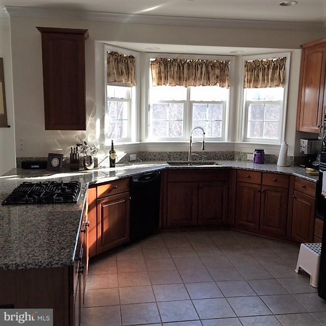 POPLAR HILLS - Residential Lease
