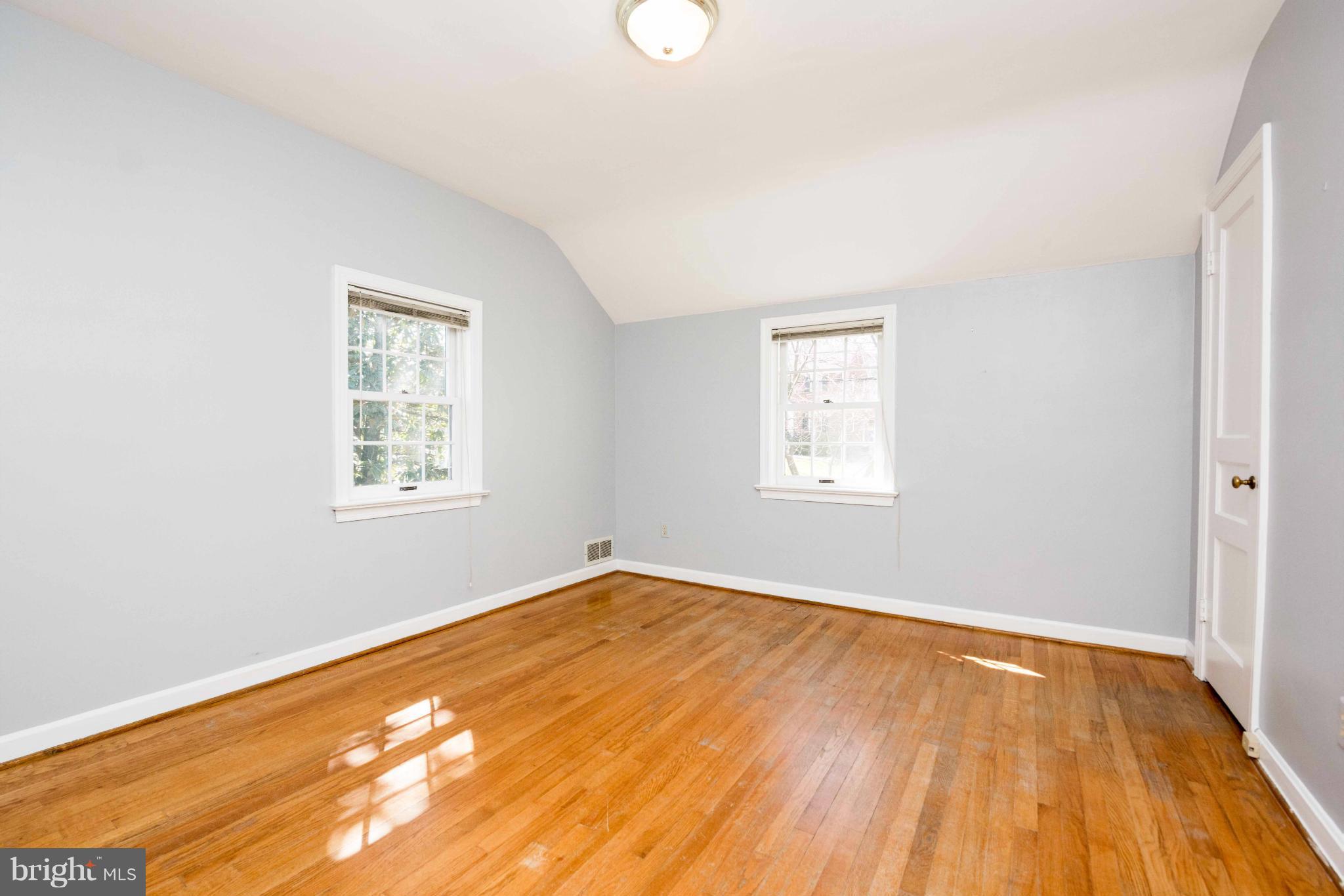 MADISON MANOR - Residential Lease