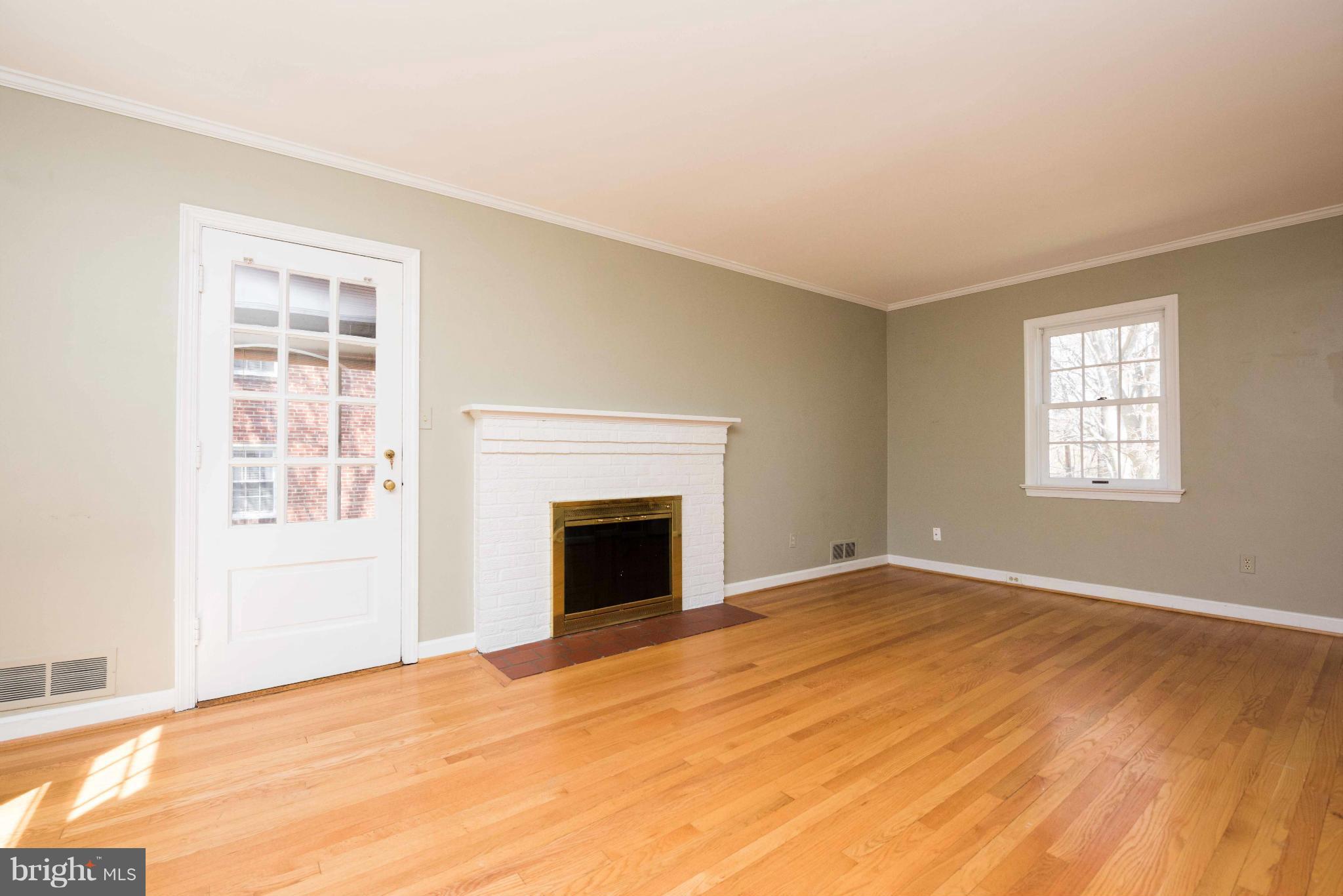 MADISON MANOR - Residential Lease