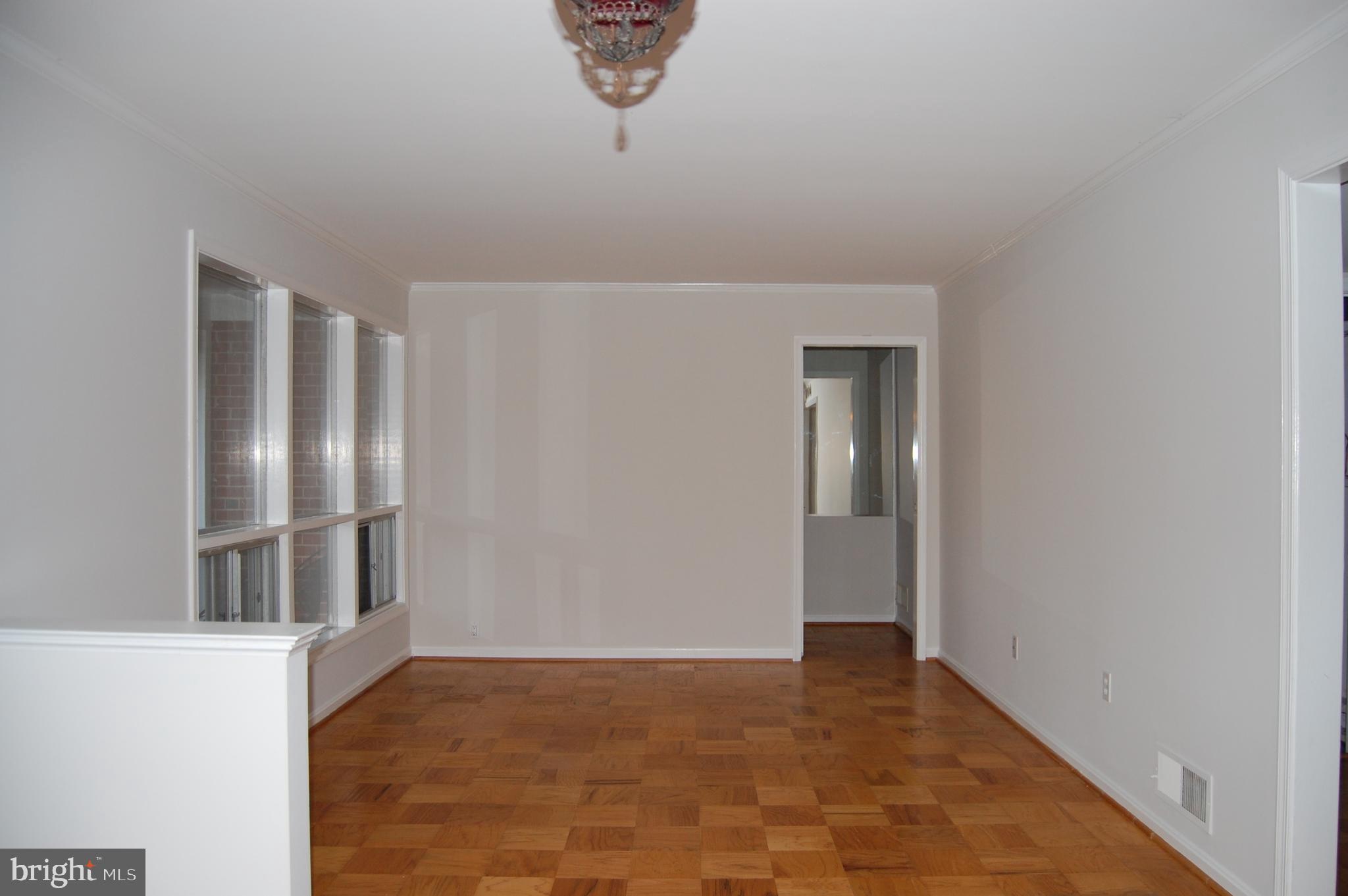 WEST SPRINGFIELD VILLAGE - Residential Lease