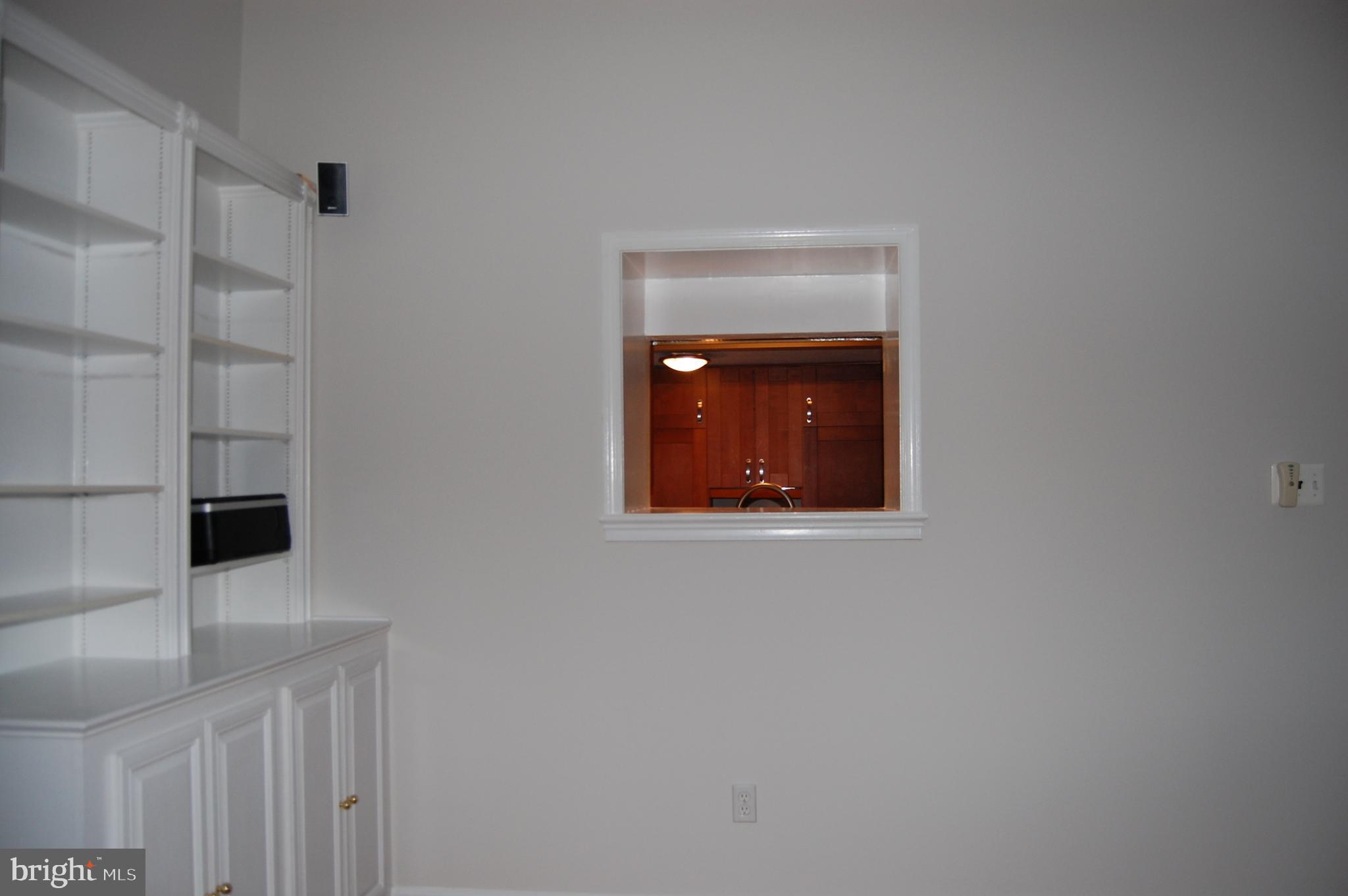 WEST SPRINGFIELD VILLAGE - Residential Lease