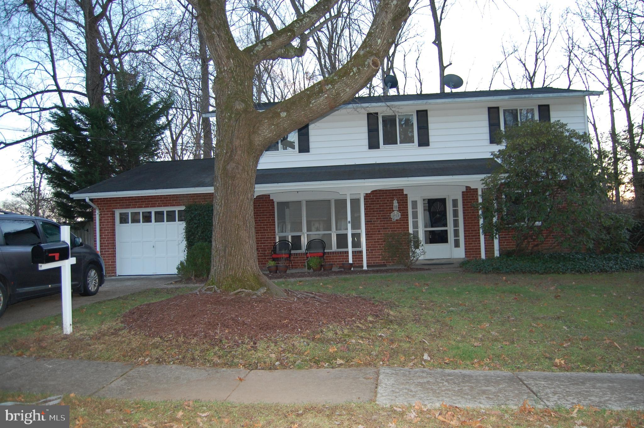 WEST SPRINGFIELD VILLAGE - Residential Lease