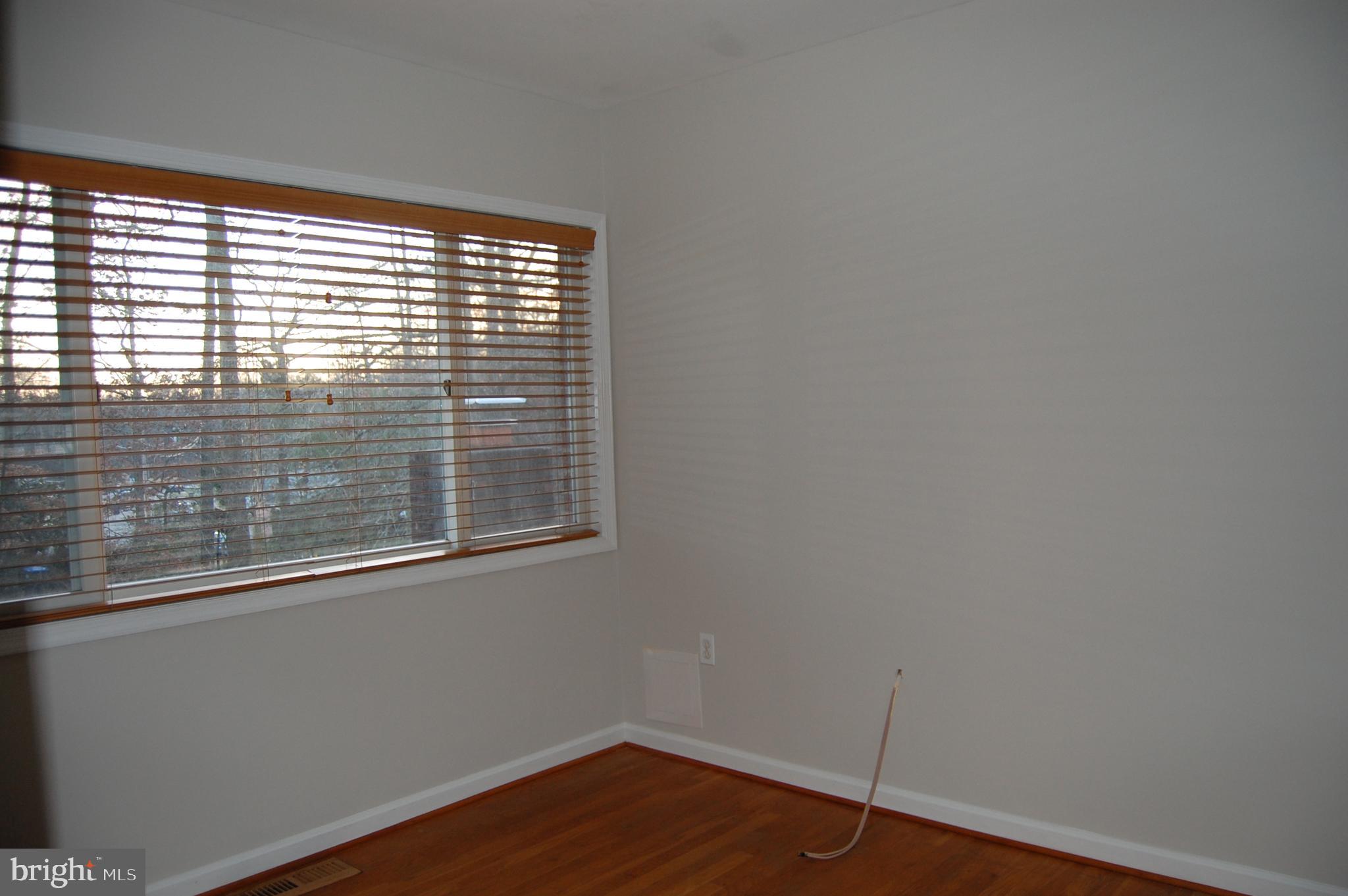 WEST SPRINGFIELD VILLAGE - Residential Lease