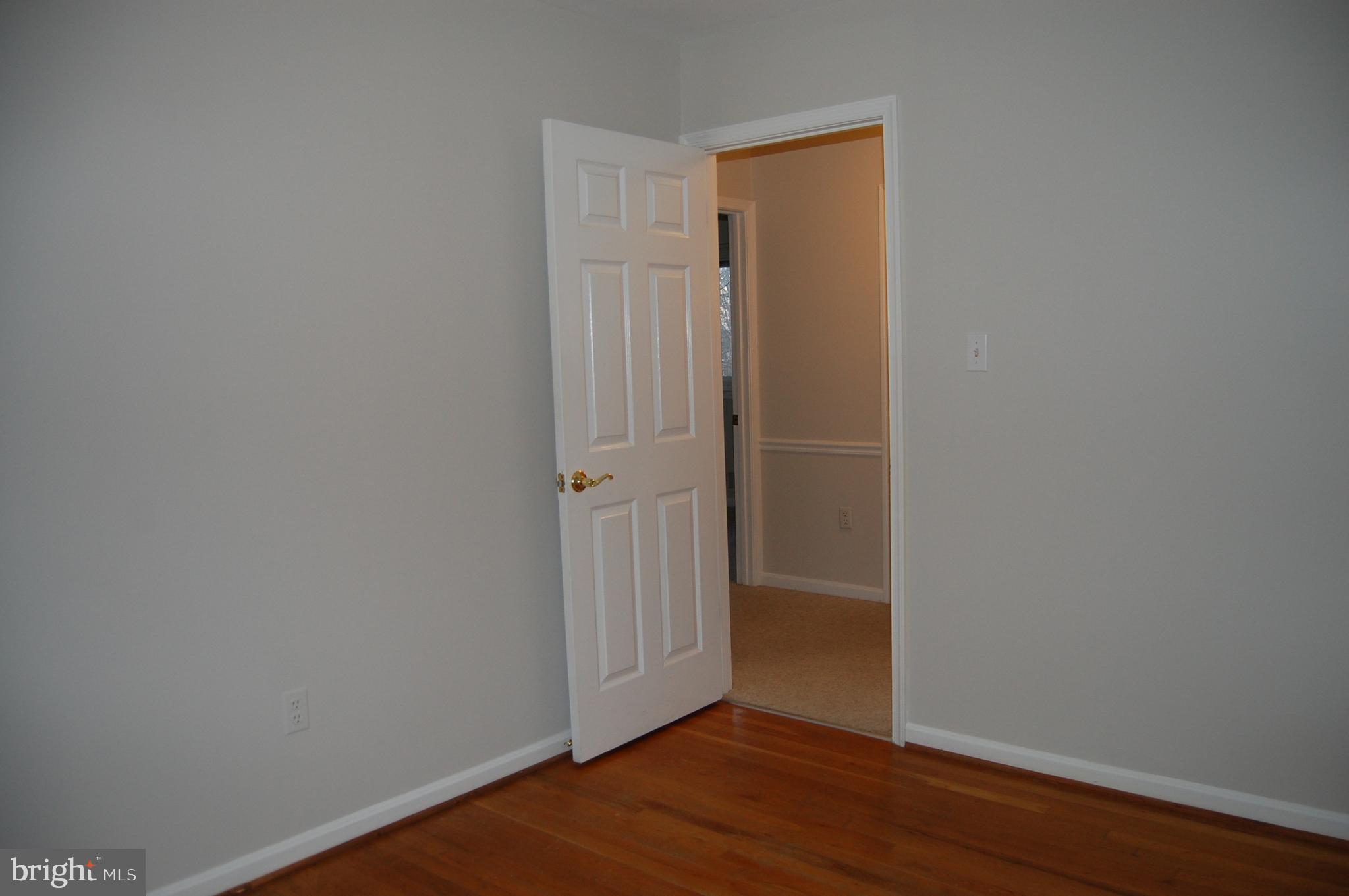 WEST SPRINGFIELD VILLAGE - Residential Lease