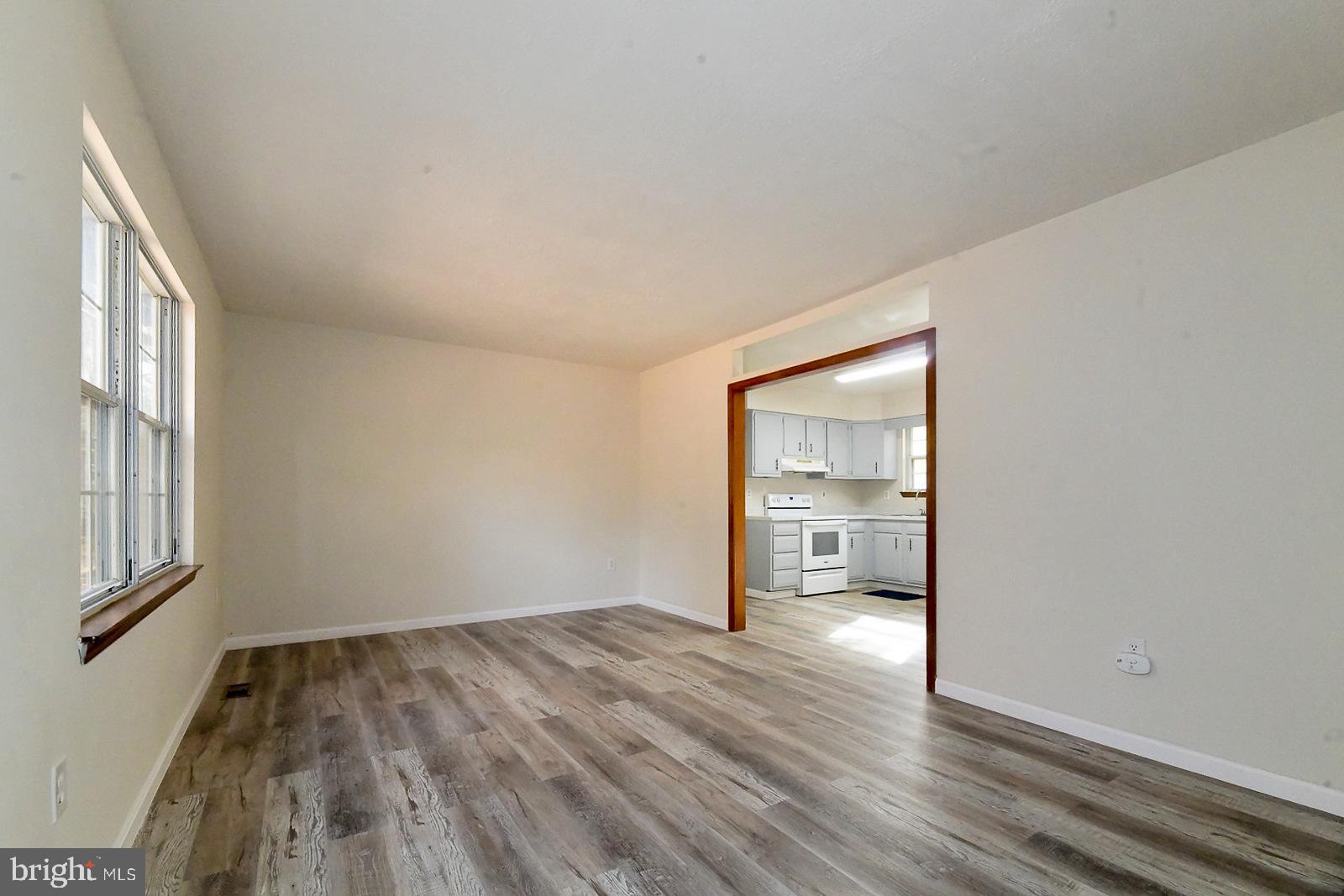 WHITE SANDS - Residential