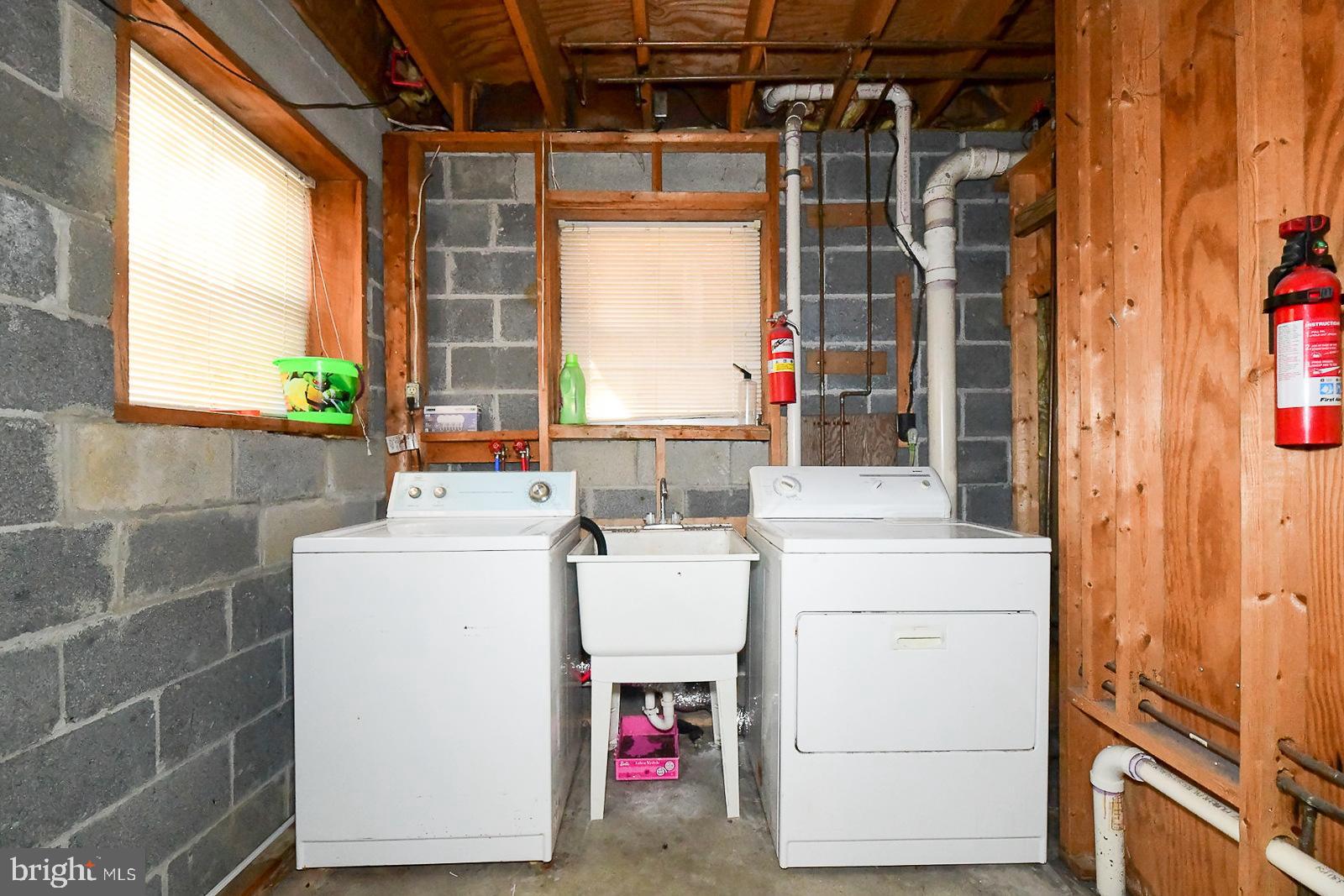 WHITE SANDS - Residential