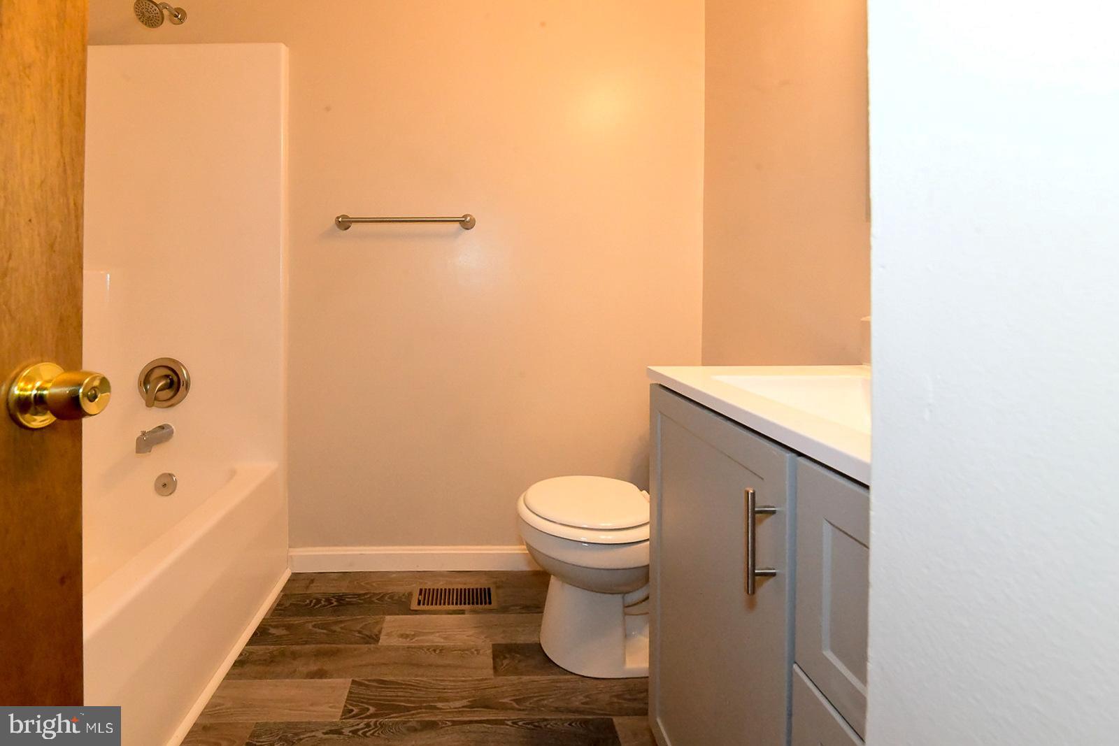 WHITE SANDS - Residential