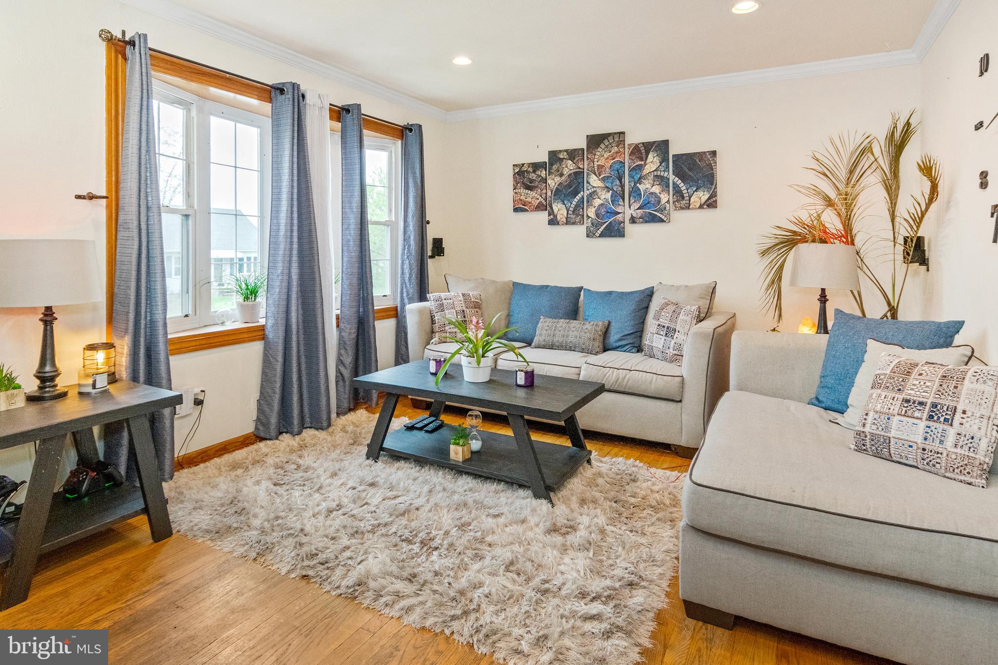 OAKLAND TERRACE - Residential