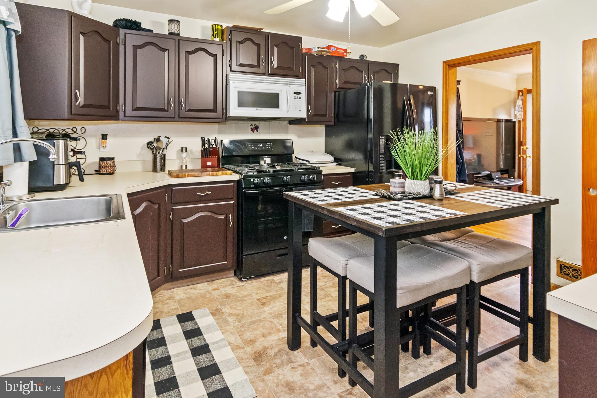 OAKLAND TERRACE - Residential