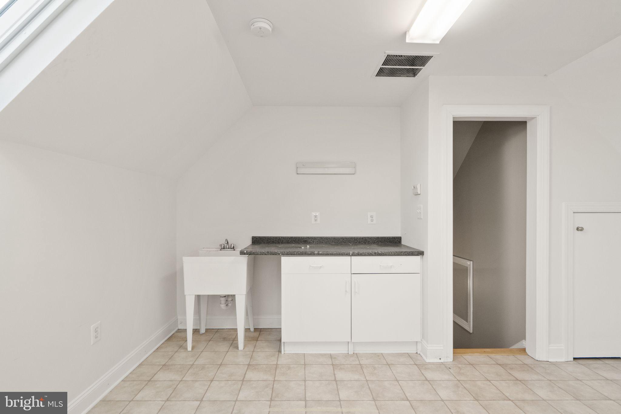 MILLDALE VALLEY ESTATES - Residential