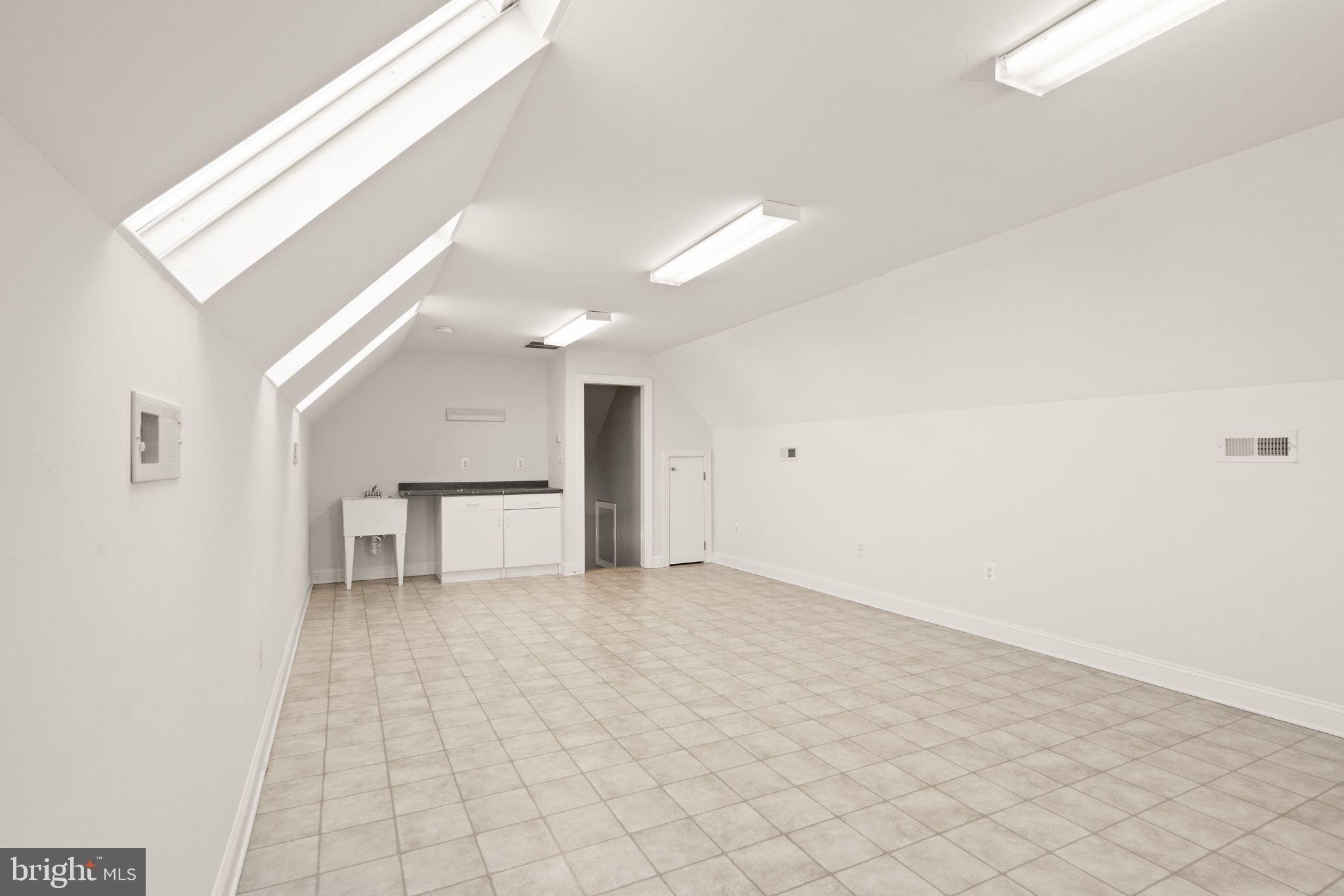 MILLDALE VALLEY ESTATES - Residential