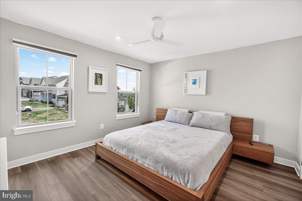 LAKE LINGANORE - Residential