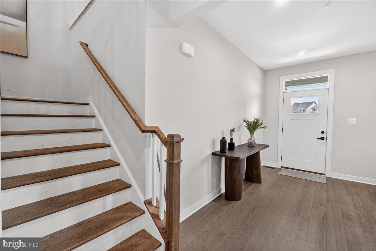LAKE LINGANORE - Residential