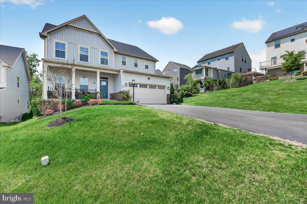 LAKE LINGANORE - Residential