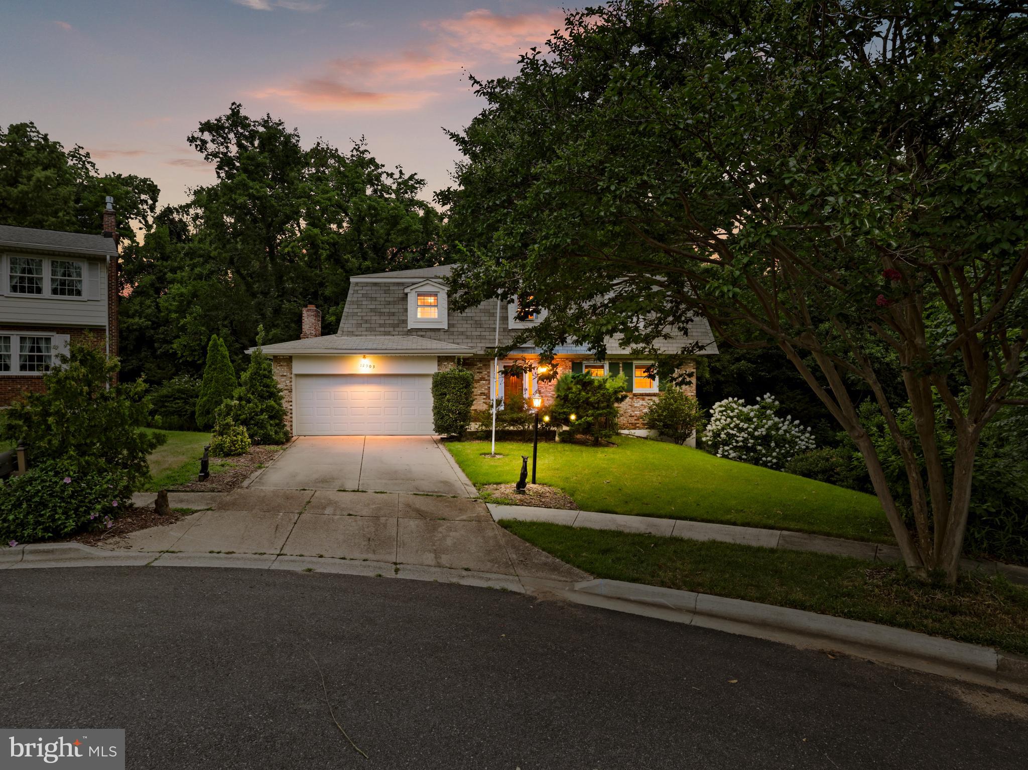 12903 DAUPHIN COURT