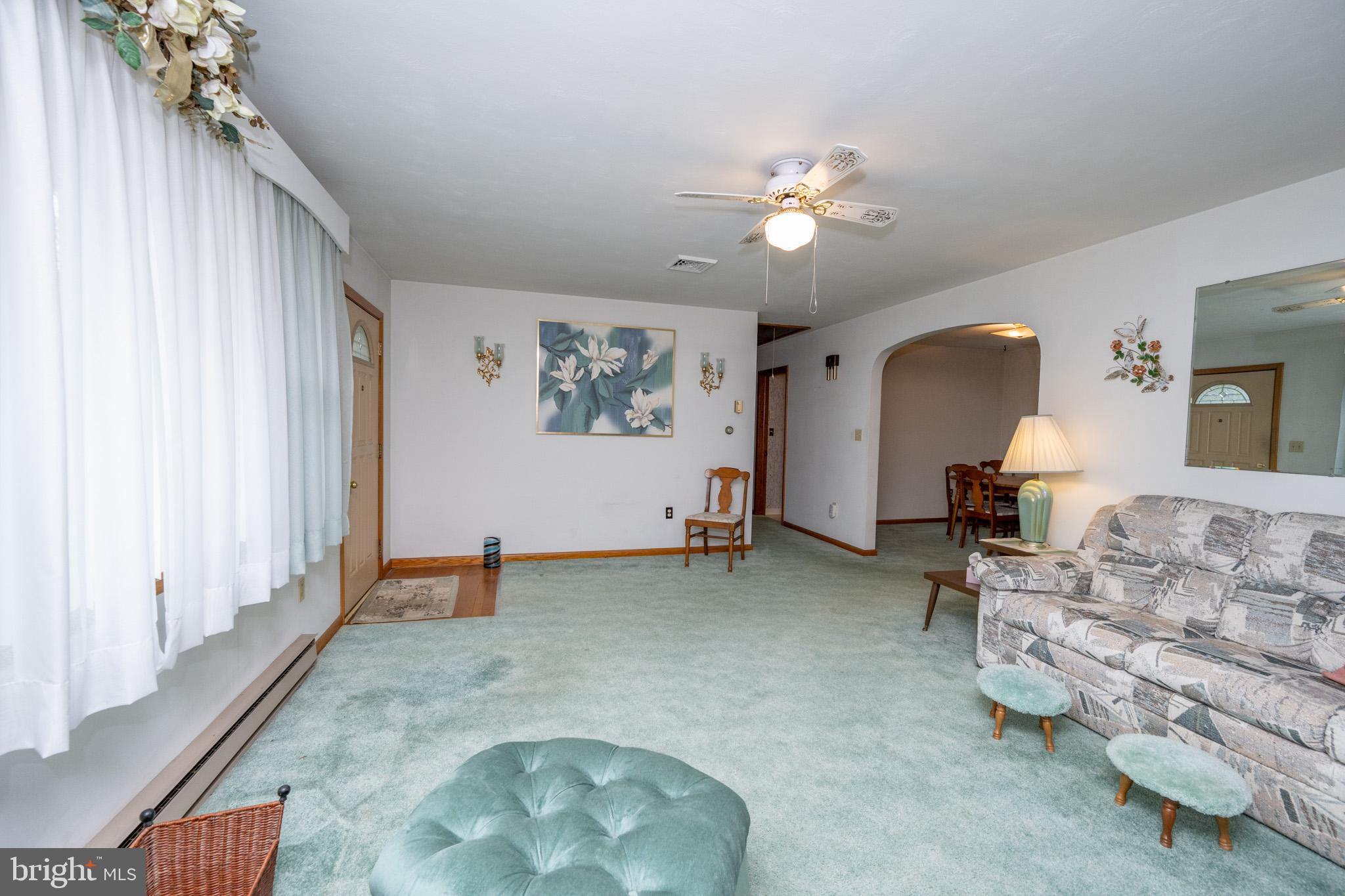 MOUNTAIN LAKE PARK - Residential